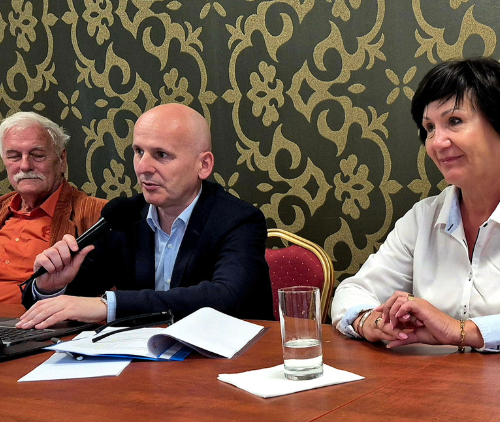 Obraz główny aktualności o tytule Zespół polityki gospodarczej i finansów publicznych – relacja z obrad 
