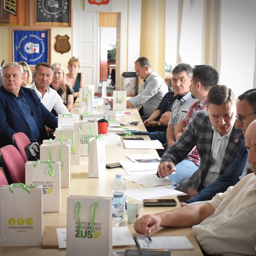 Obraz główny aktualności o tytule Metalowcy i hutnicy o emeryturach 